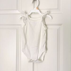 3/$15 Baby Gap girls onesie size 3-6 m